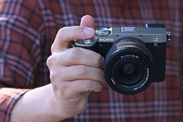 SONY α7C ILCE-7CL ズームレンズキット 価格比較 - 価格.com