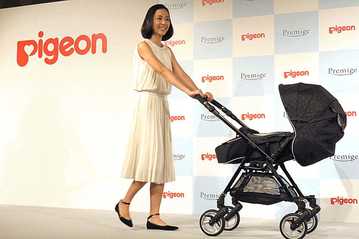 ガタガタ路面も快適！ ピジョンのVIPなベビーカー「Premige」の魅力を