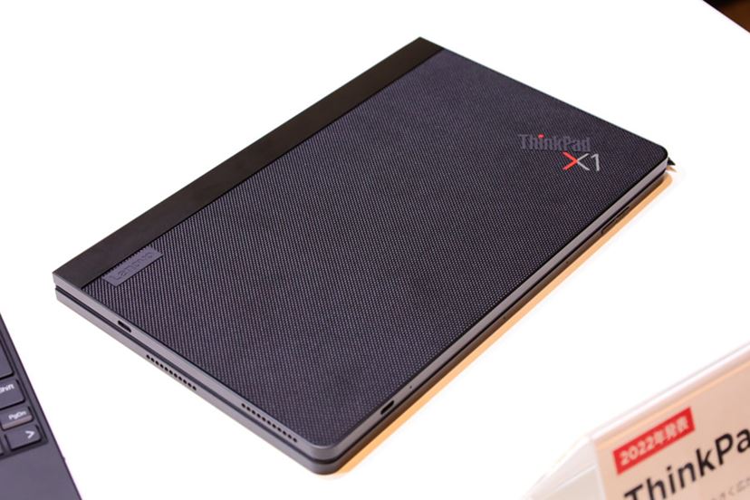 ThinkPad誕生30周年！ 懐かしいRGBロゴの記念モデルを1000台限定で販売