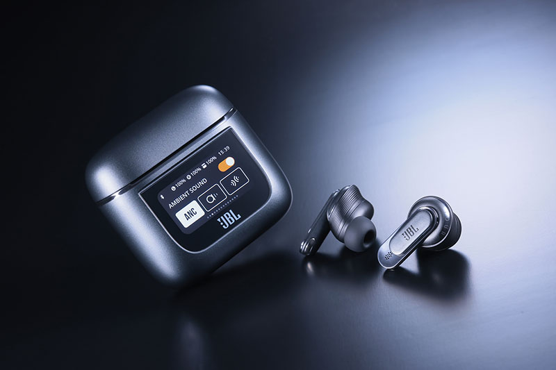 価格.com - [PR企画]JBL「TOUR PRO 2」が創る完全ワイヤレスイヤホンの