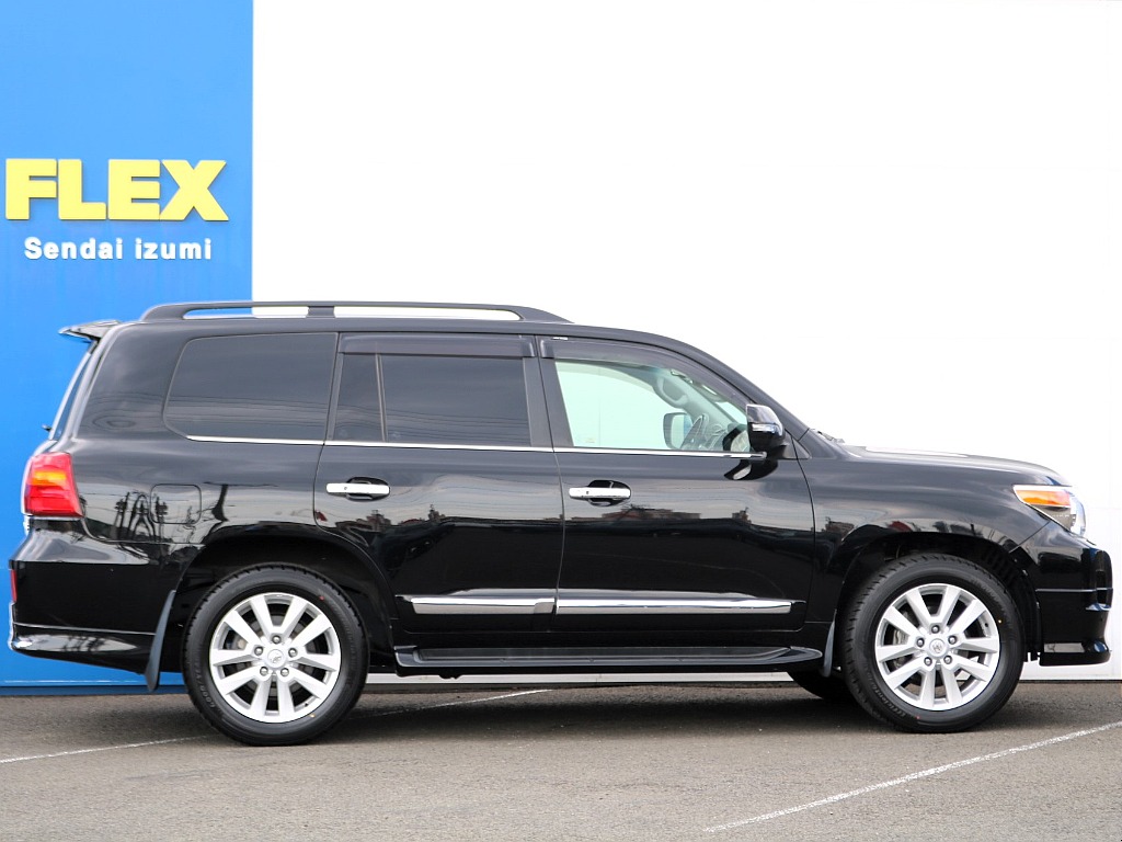 トヨタ ランドクルーザー200 4.6 ZX 4WD(H25年式,3.9万km) | FLEX