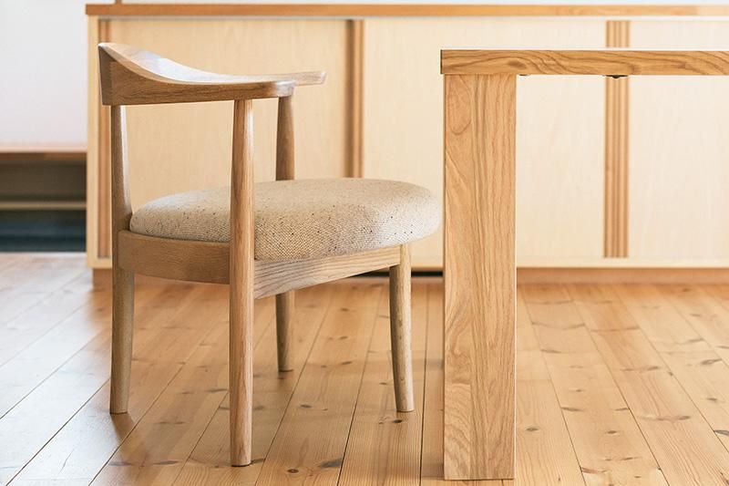 秋岡芳夫・あぐらのかける男の椅子｜低座の椅子と暮らしの道具店