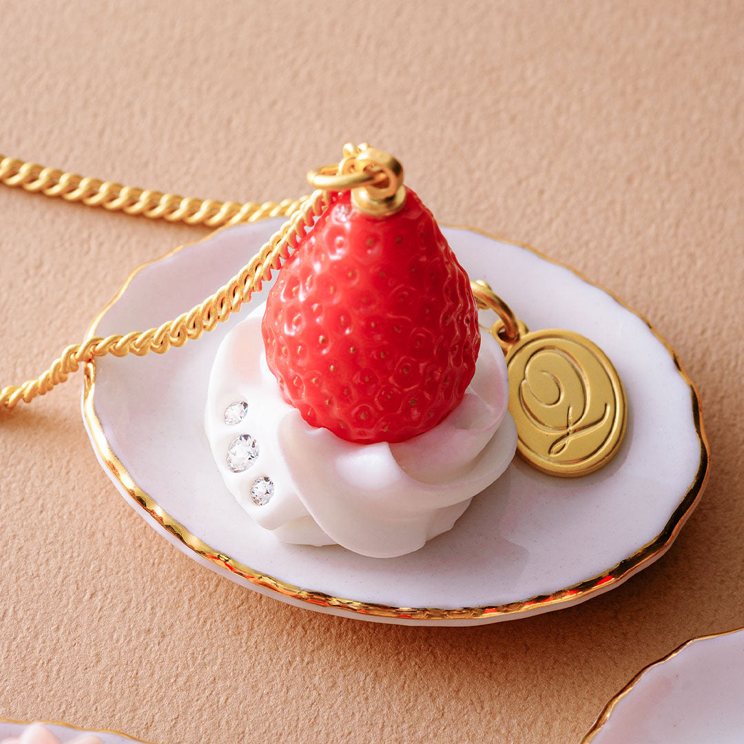 Fresh Strawberry Necklace (White)【Japan Jewelry】 – Japan Jewelry