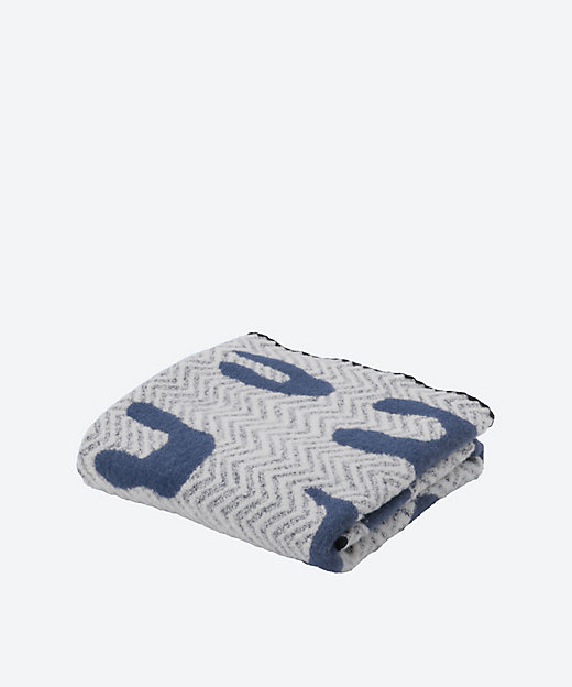 one cat and rabbits” S | mina perhonen/ミナ