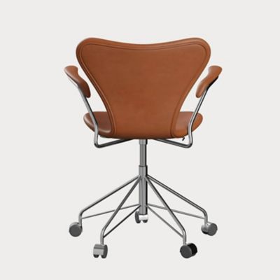 受注商品】セブンチェア フルパディング グレースレザー ウォルナット