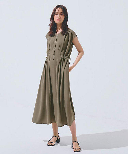 雑誌掲載】大人の抜け感、清涼サマーワンピース（2002447385