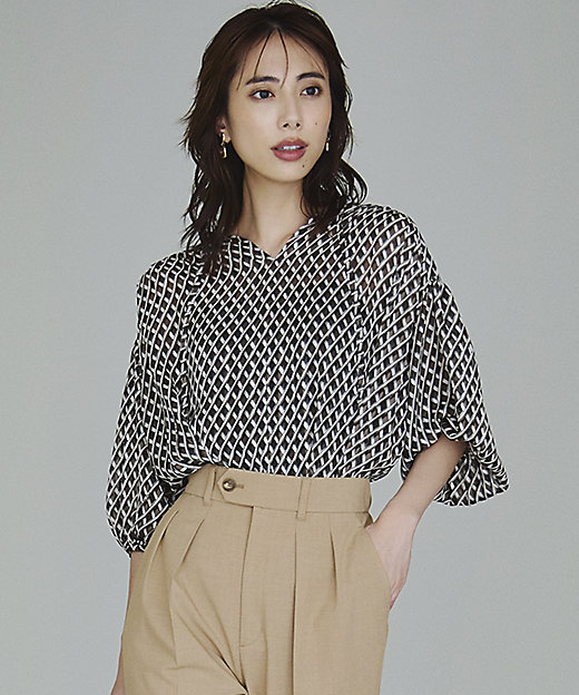 洗える】Ratti コラージュプリント ギャザー ブラウス