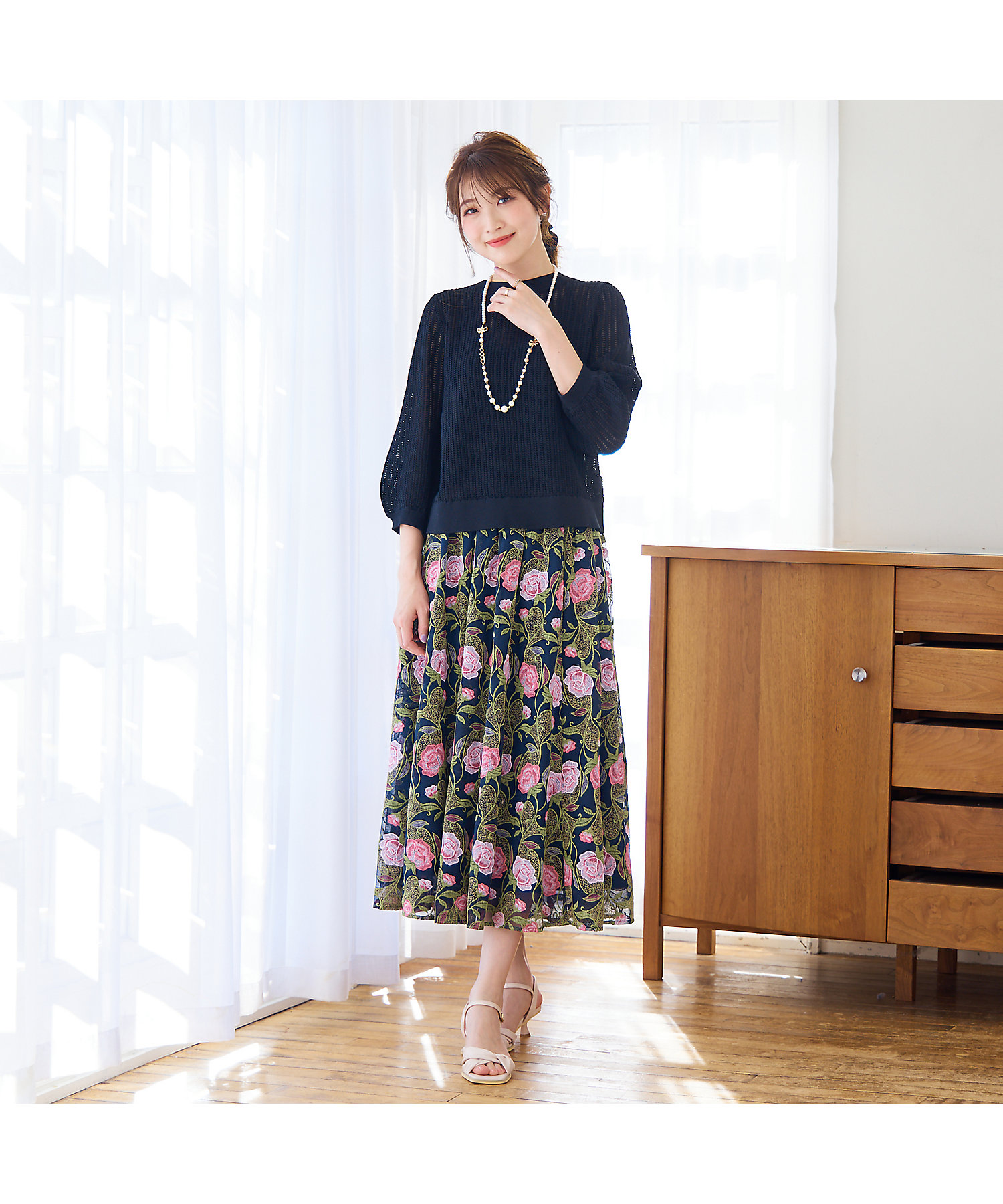 ローズチュール刺繍スカート（51042504） | Rose Tiara (Women