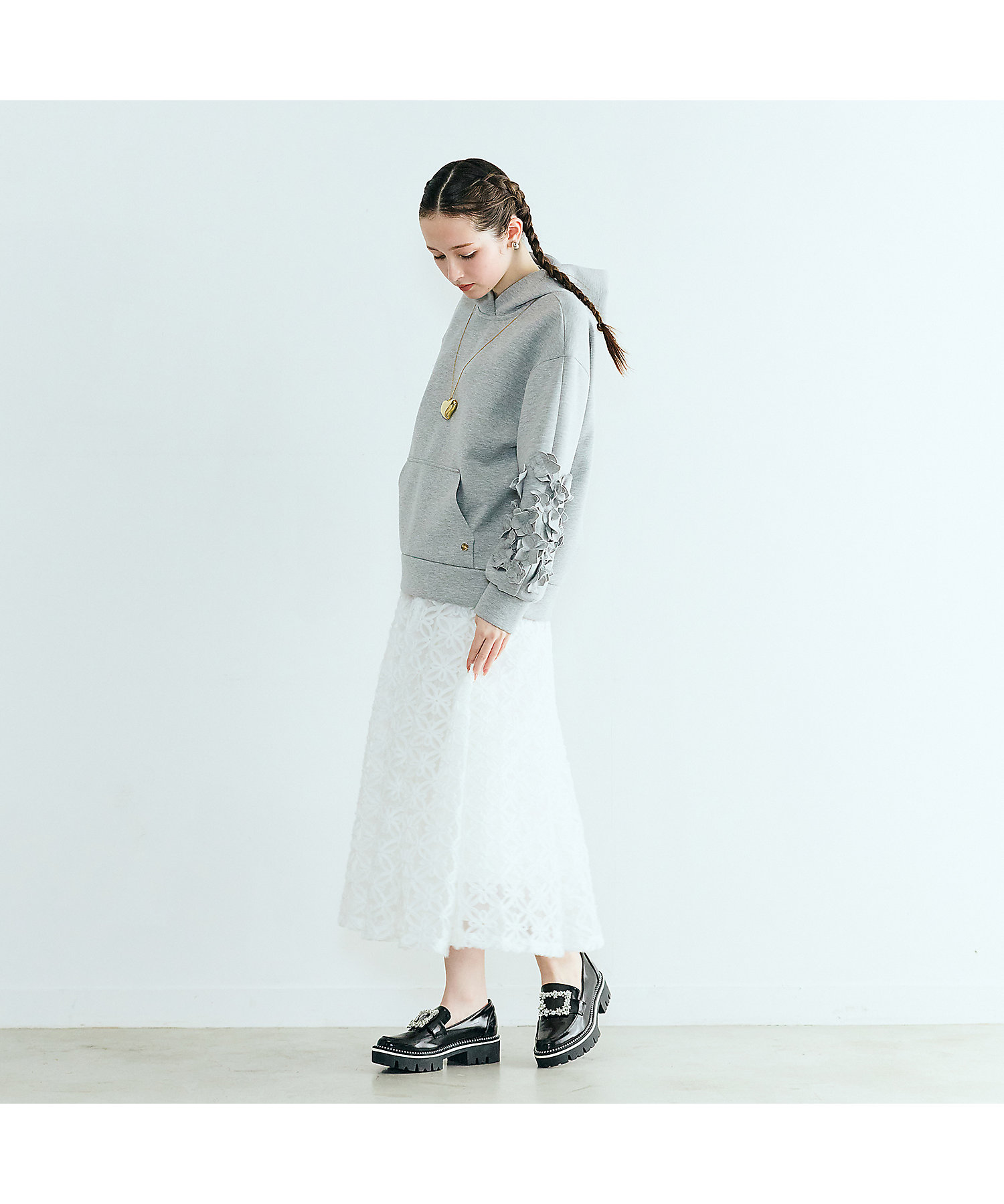 フラワー立体刺繍スカート（83041602） | Rose Tiara (Women