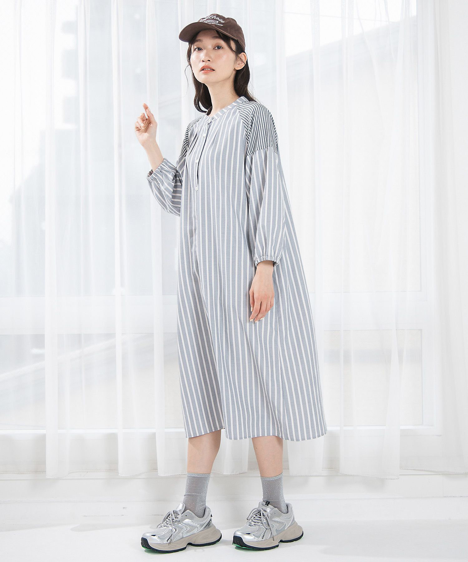 FONTLAB ストライプバンドカラーシャツワンピース