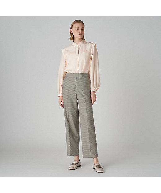 ウォッシャブルシルク スタンドカラーブラウス | maison TOMORROWLAND