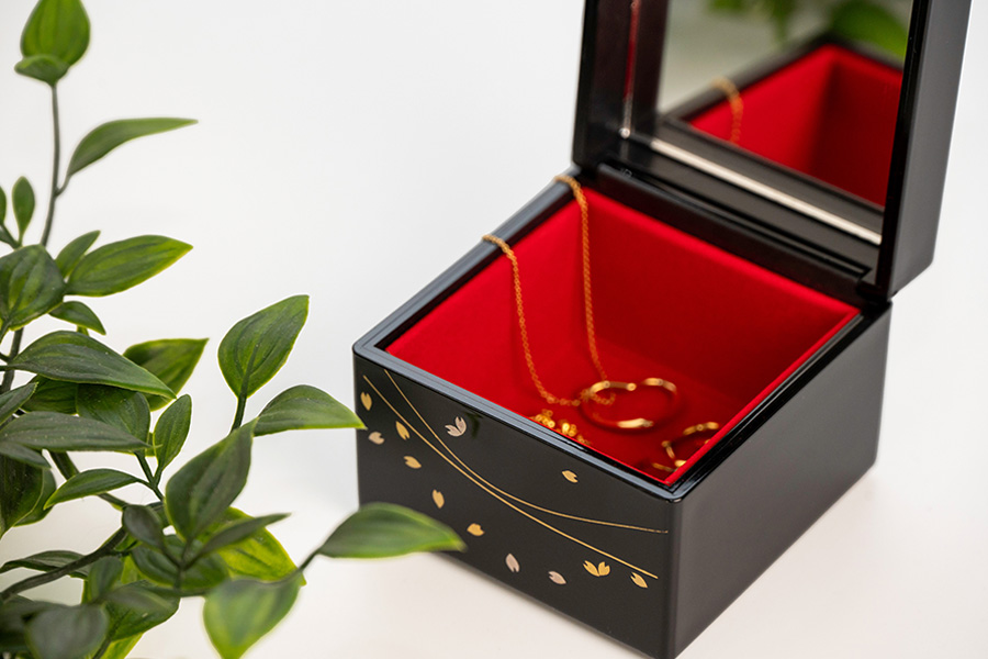 ピアスボックス しだれ桜 花ちらし ジュエリーボックス・アクセサリー