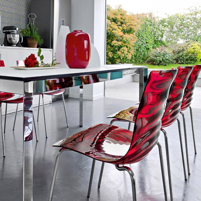 Calligaris(カリガリス)のL'Eau ロウ・チェア - 椅子の店