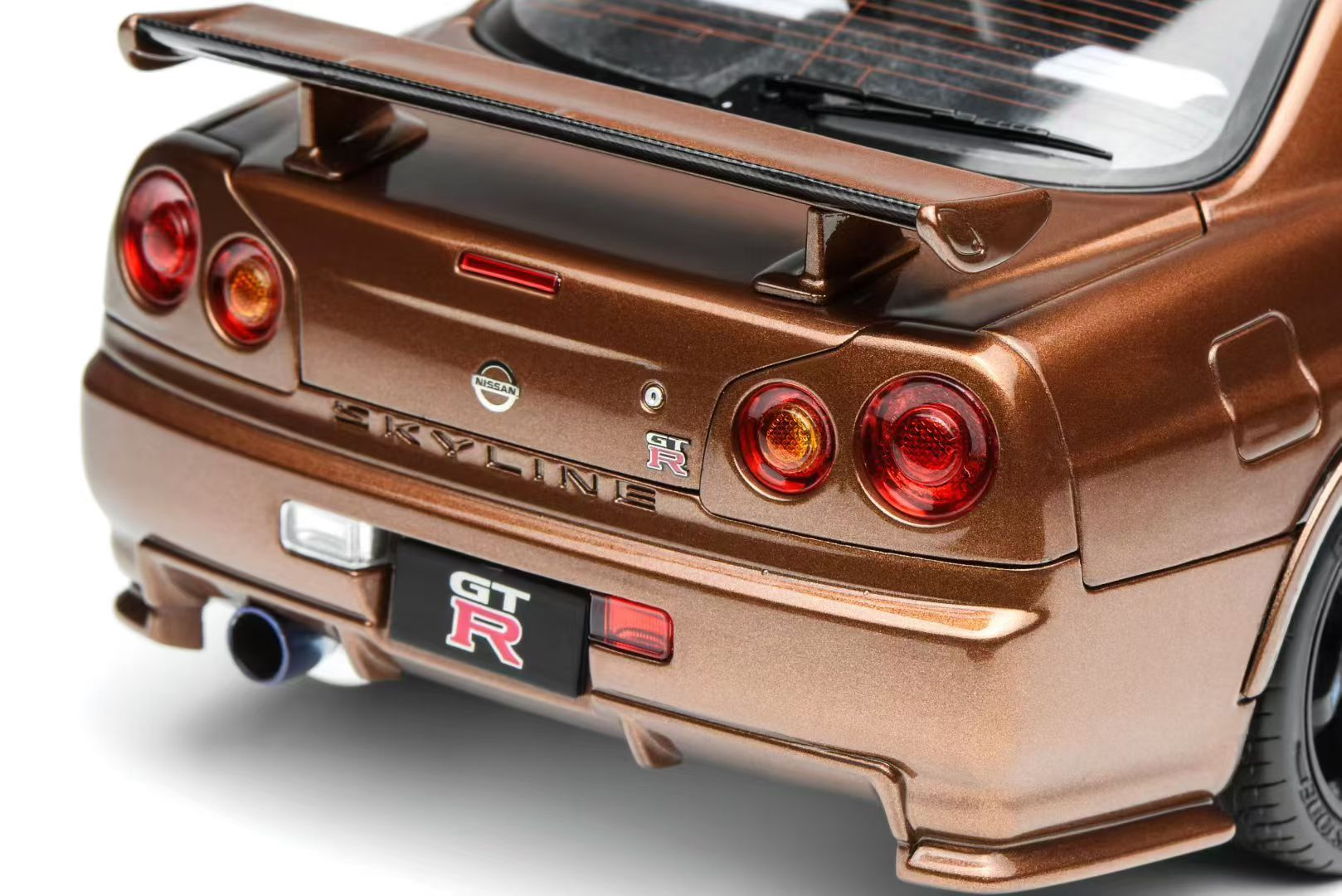 Pre-Order) MotorHelix R34 GTR 1/18 – IronCookie Diecasts