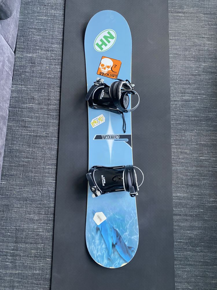 Сноуборд Trixie snowboard 138 см + чохол Burton: 4 150 грн. - Лыжи