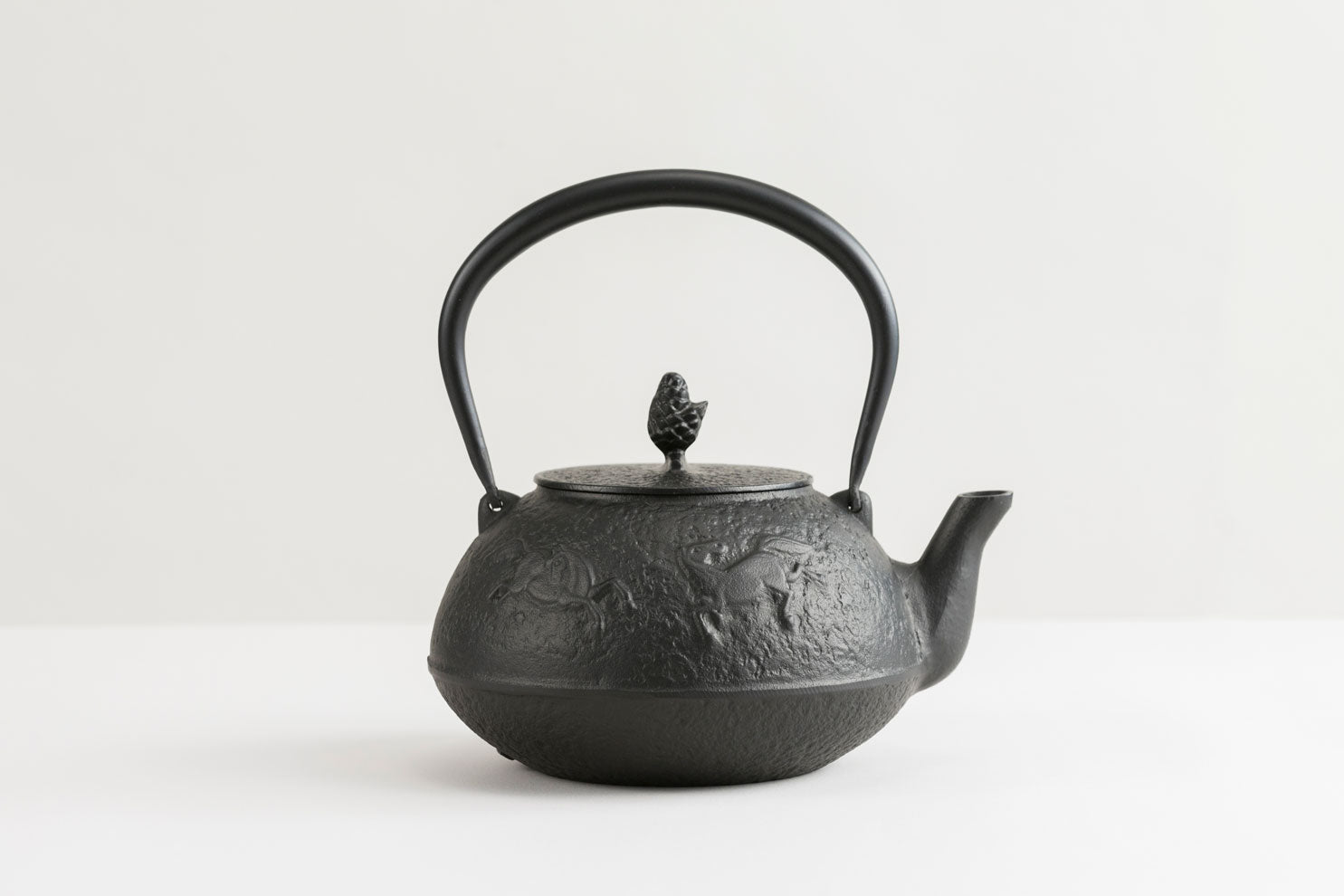 USED品 南部岩鋳四代目清末作 真作保証 23型 松葉文様 南部鉄瓶