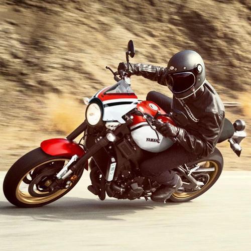 YAMAHA ヤマハ XSR900 XSR700 ~2021 カウルスクリーン【PYRAMID