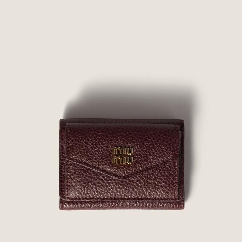 miu miu（ミュウミュウ） ヴィッテロダイノレザー 財布