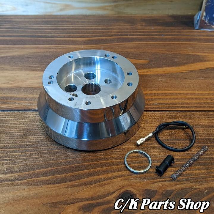 ビレットステアリングホイールアダプター ショートデザイン ポリッシュ