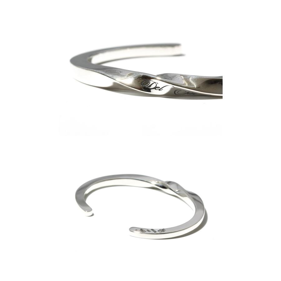 PUERTA DEL SOL（プエルタ・デル・ソル） Mobius Strip Bangle SILVER