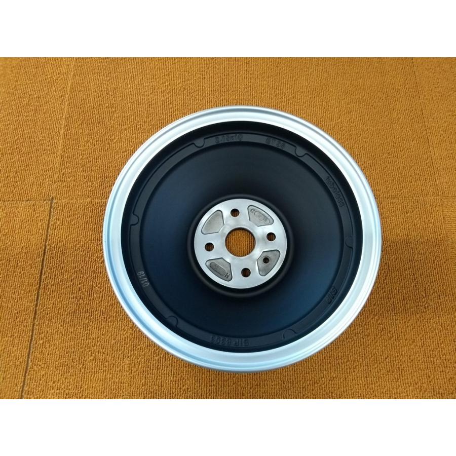 チューブレスホイール VESPA 50s / 90/ 100用 2.15-10 ブラック