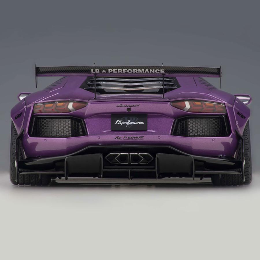 Lamborghini（ランボルギーニ） ミニカー 1/18 アヴェンタドール