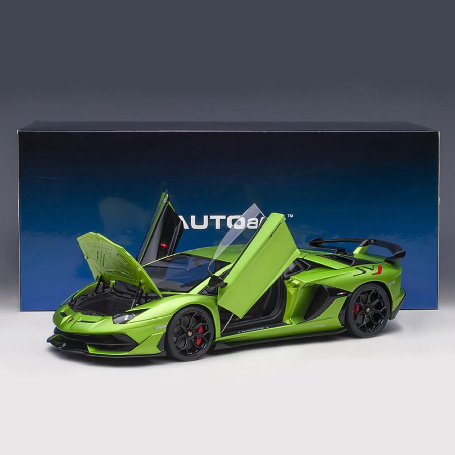 Lamborghini（ランボルギーニ） ミニカー 1/18 アヴェンタドール SVJ