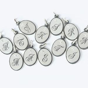 AQUA SILVER（アクアシルバー） クリアCZイニシャルシルバーペンダント