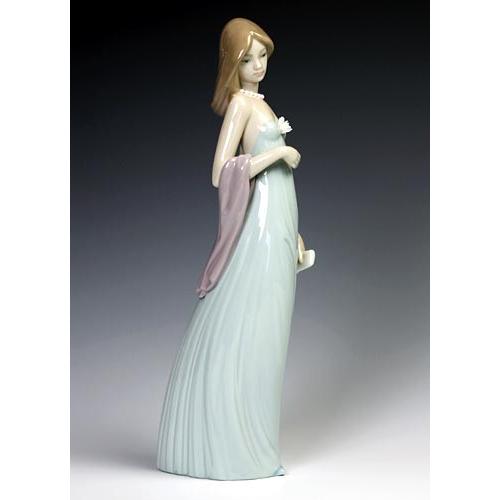 リヤドロ（Lladro リアドロ 陶器人形 置物） 乙女 少女#ldr-5487