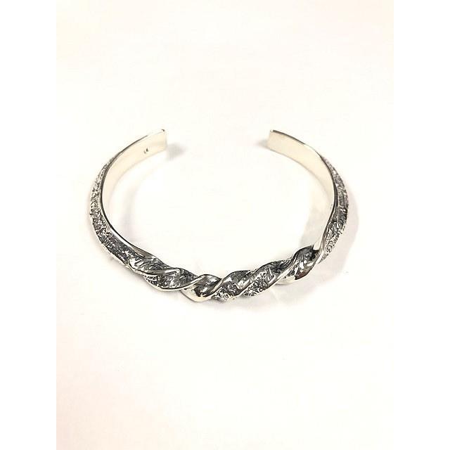 ツイスト バングル Graffiti Triangle Bangle/Bill Wall Leather