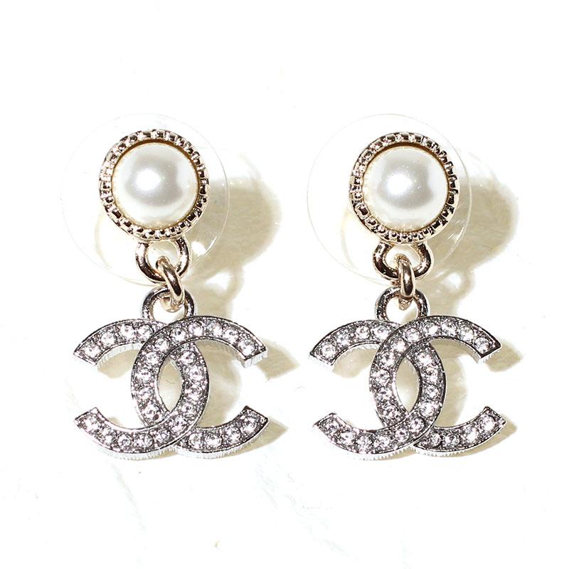 CHANEL（シャネル） ピアス CCマーク ラインストーン コスチューム