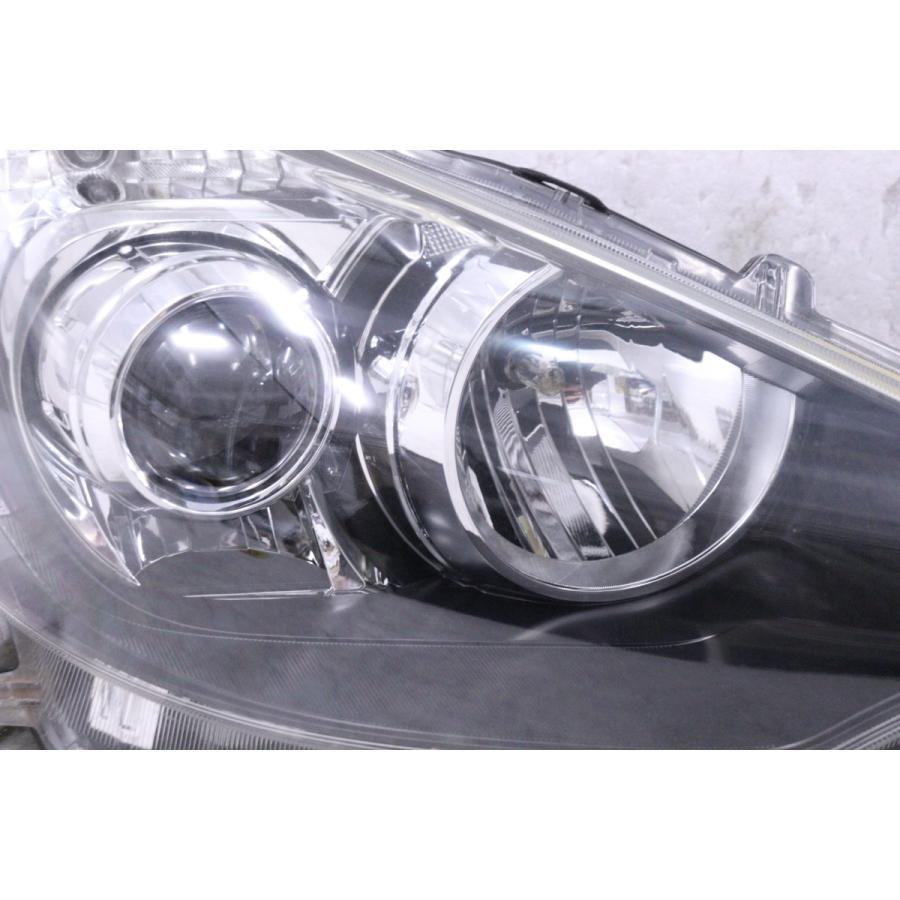 アクア 23-1949☆前期 LED NHP10 アクア☆右ヘッドライト KOITO 52-247