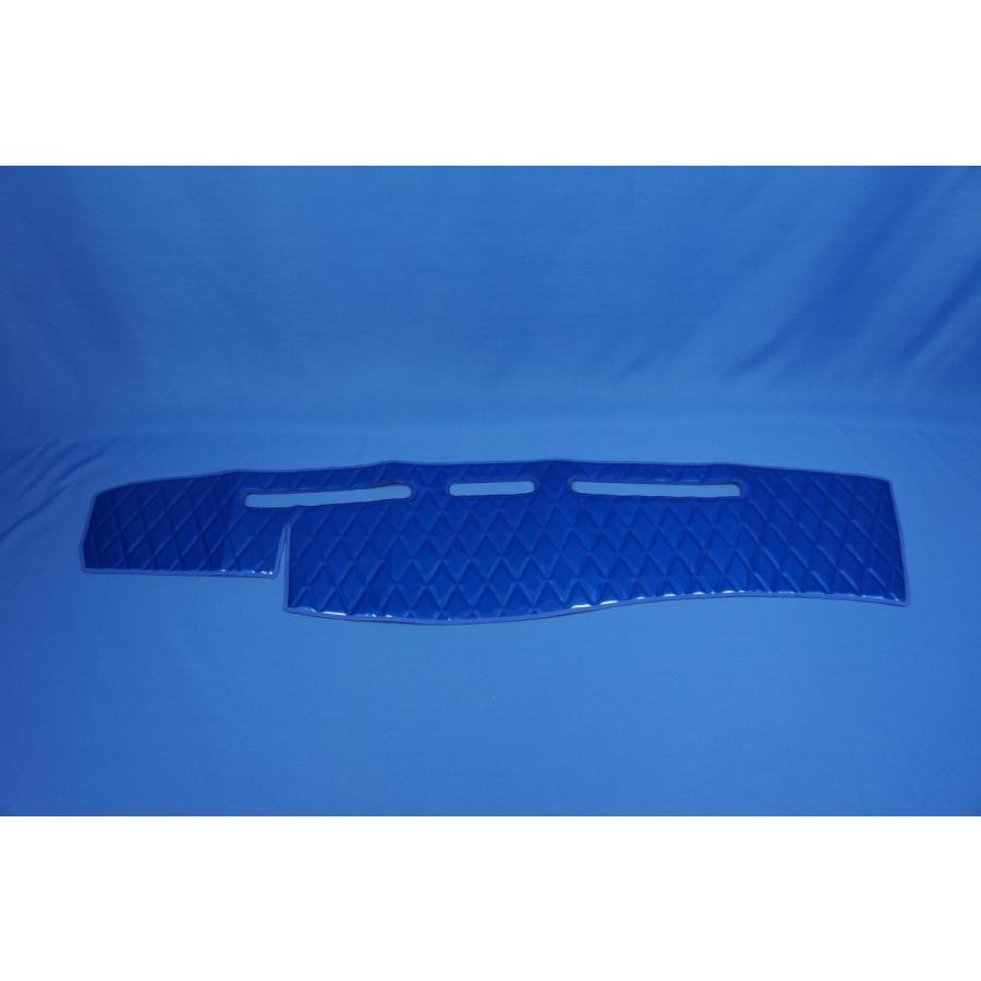 いすゞ07エルフ用 ダッシュマット ブルー : トラックショップケンズ