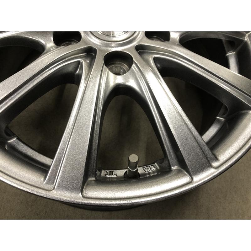 DOS 15インチ ノア ヴォクシー セレナ エスクァイアなどのスタッドレス