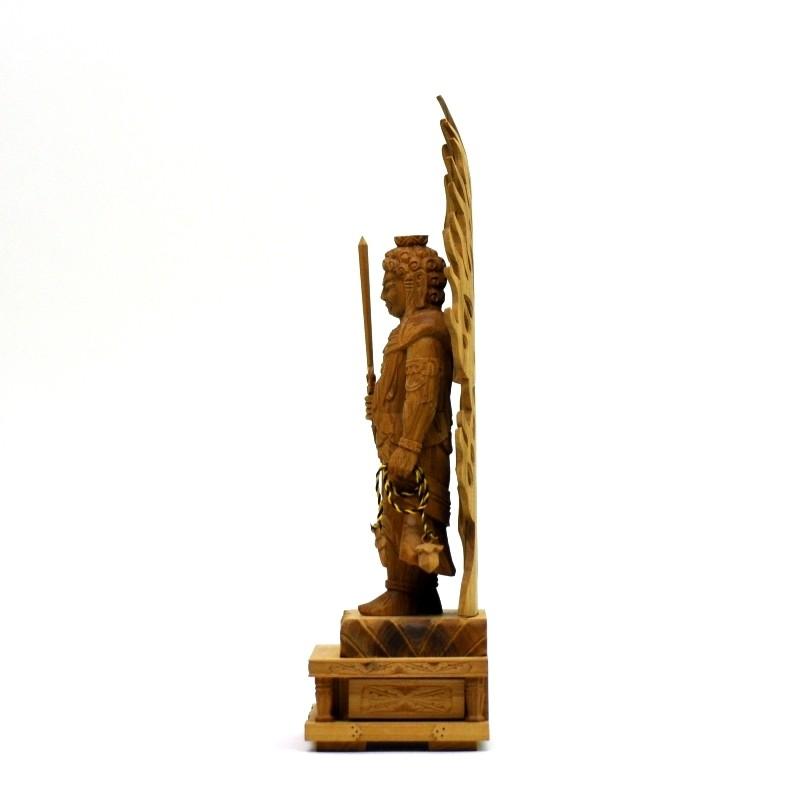 木彫り仏像 【不動明王】 白檀 火炎光背四角台 立4.0寸 総高24cm