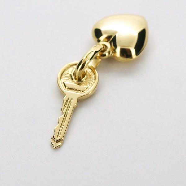 UNOAERRE（ウノアエレ） K18 ゴールド ハート カギ ペンダントトップ