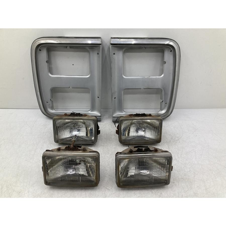 シボレー シェビーバン 純正 ヘッドライトベゼル 角目 4灯 左右 セット