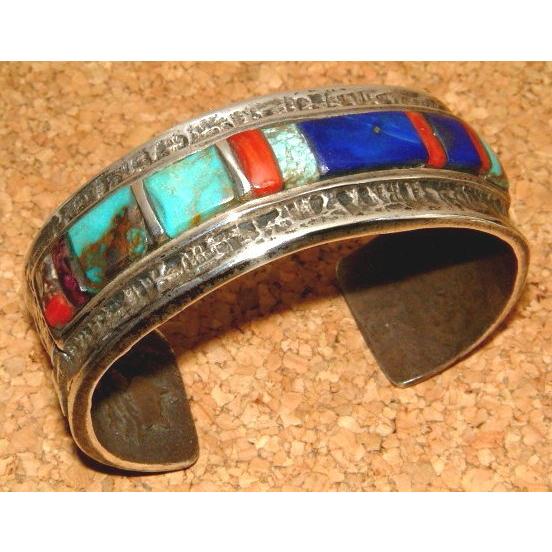 貴重 1980年代 ビンテージ ナバホ族 インディアンジュエリー シルバー