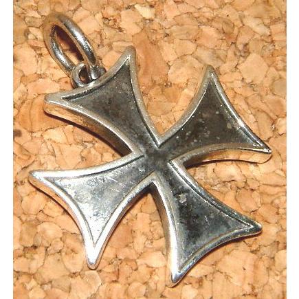 VISE レッドテイル スターリング シルバー925製 小型 アイアンクロス