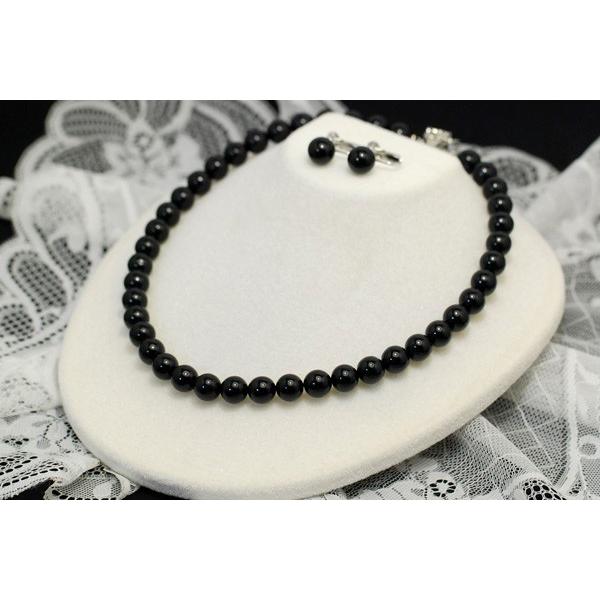 黒珊瑚3点セット 揃いで役立つネックレス・イヤリング・正絹数珠の