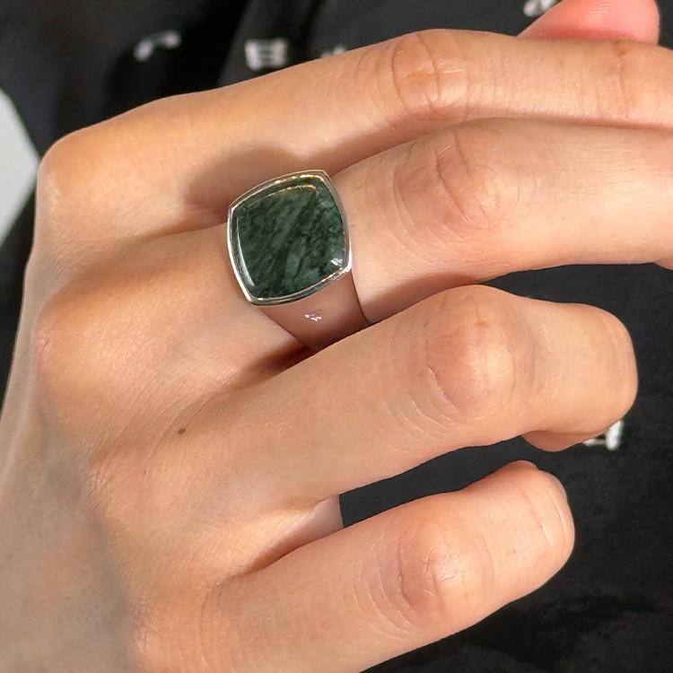 TOM WOOD（トムウッド） Cushion Green Marble シグネットリング