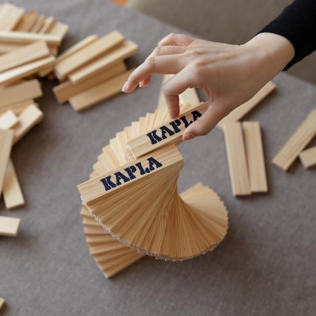 カプラ インテリア 積み木 KAPLA 280 中級 赤 アートブック付 魔法の板