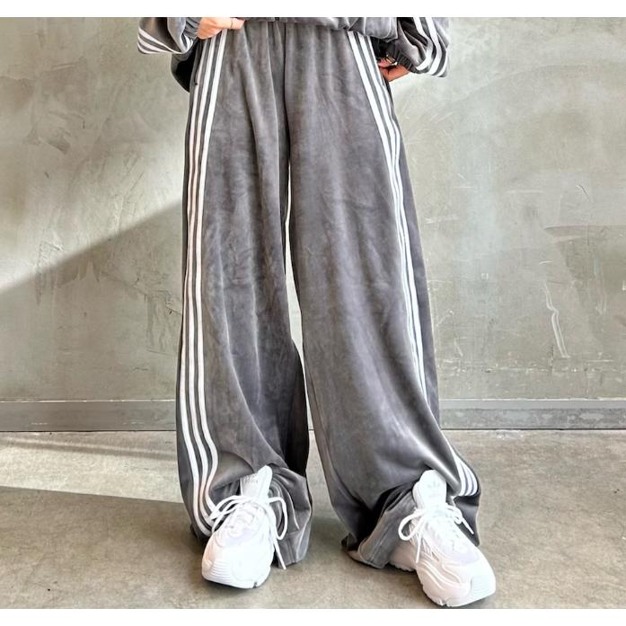 adidas Originals アディダスオリジナルス ベルベット ルーズトラック