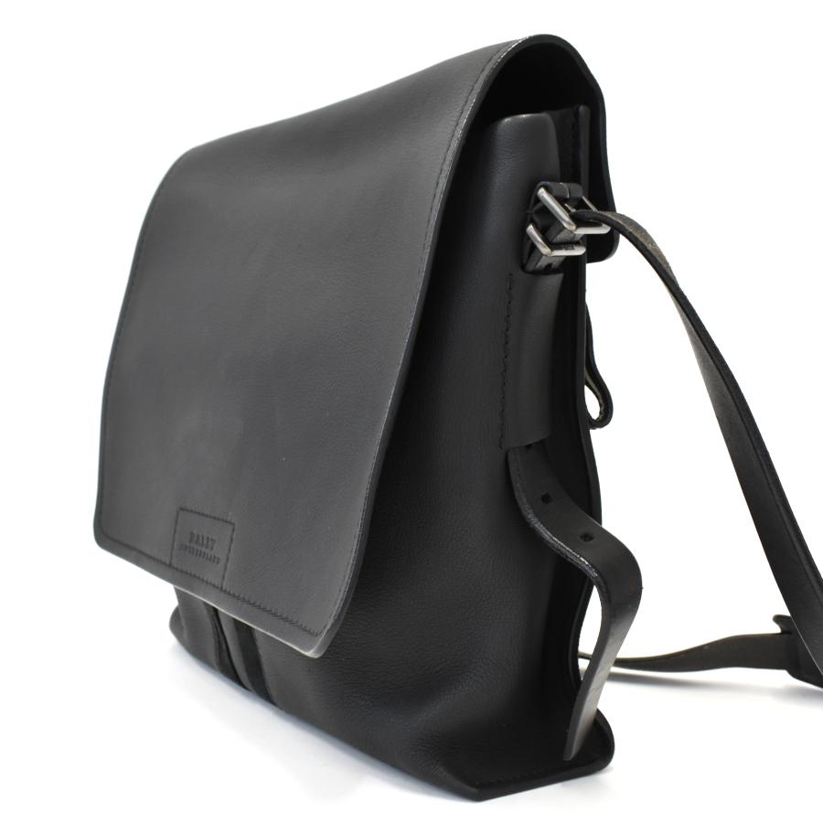 Bally（バリー） ショルダーバッグ レザー ブラック シルバー金具 斜め