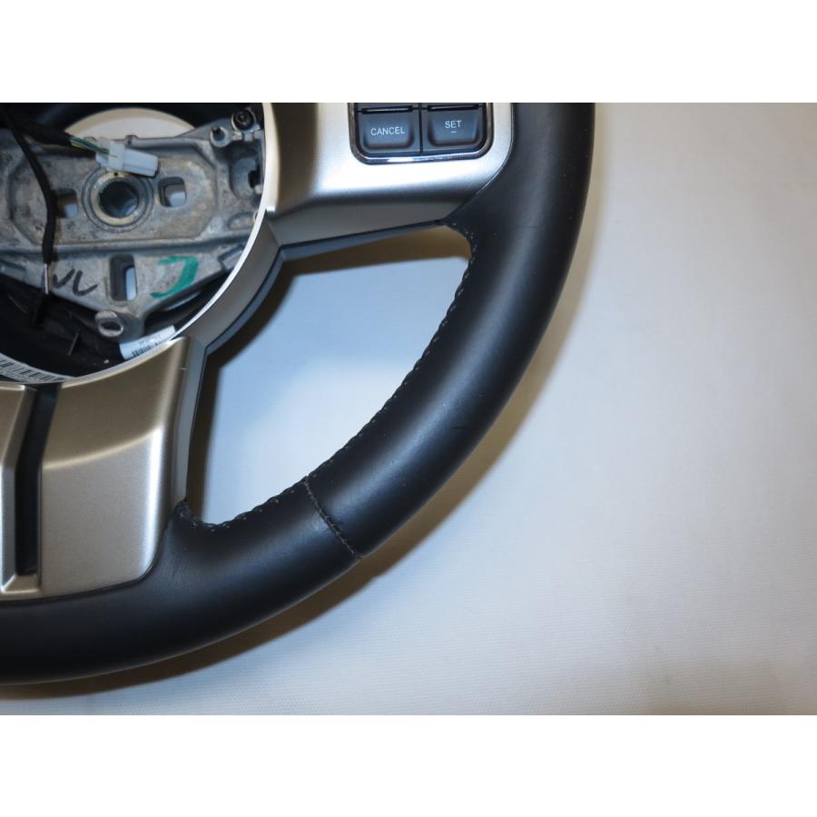 コンパス JEEP ジープ スイッチ！ 純正 革 ステアリング ハンドル