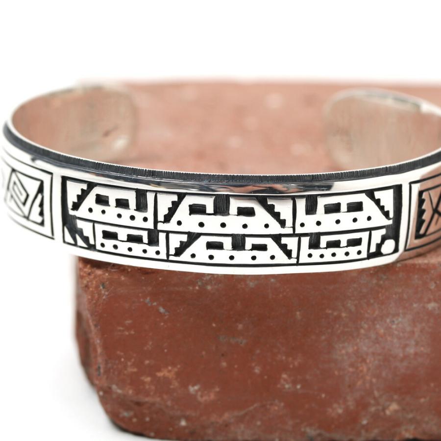 Hopi Jewelry 【メール便配送】Clifton Mowa Hopi Overlay Bangle