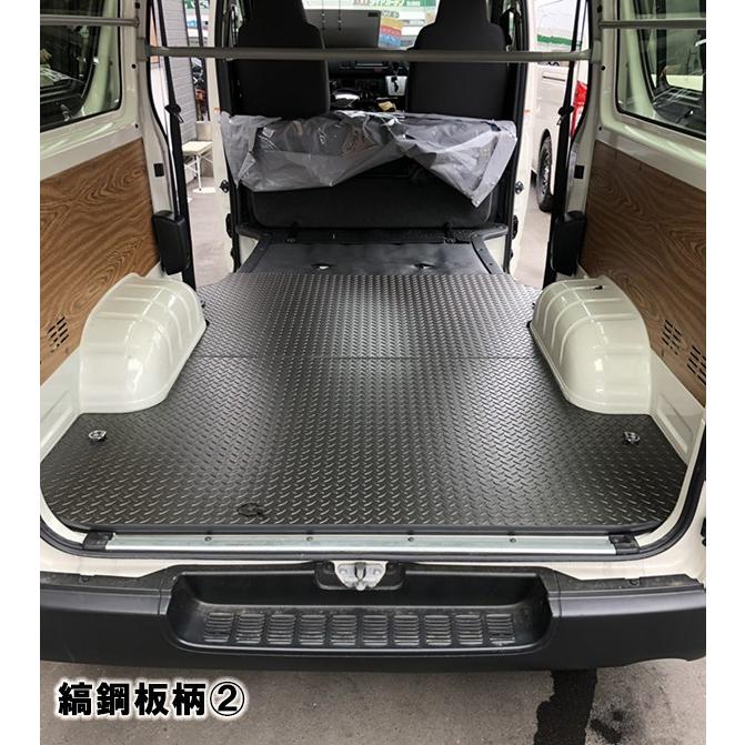 ハイエース200系 DX 標準/ロングボディ DX車専用 フロアパネル（硬質