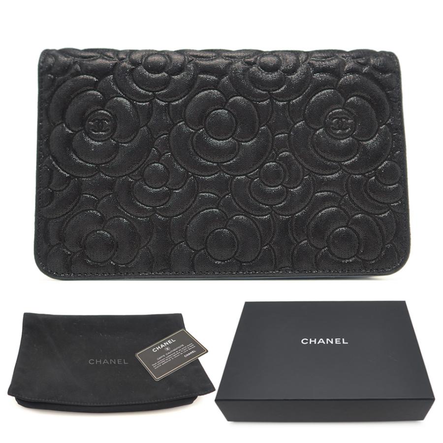 CHANEL（シャネル） カメリアエンボス チェーンウォレット A82336