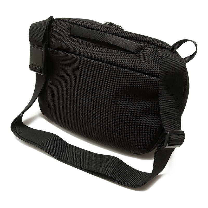 Aer（エアー） Day Sling 3 Max AER-21038 : MIDLAND SHIP - 通販