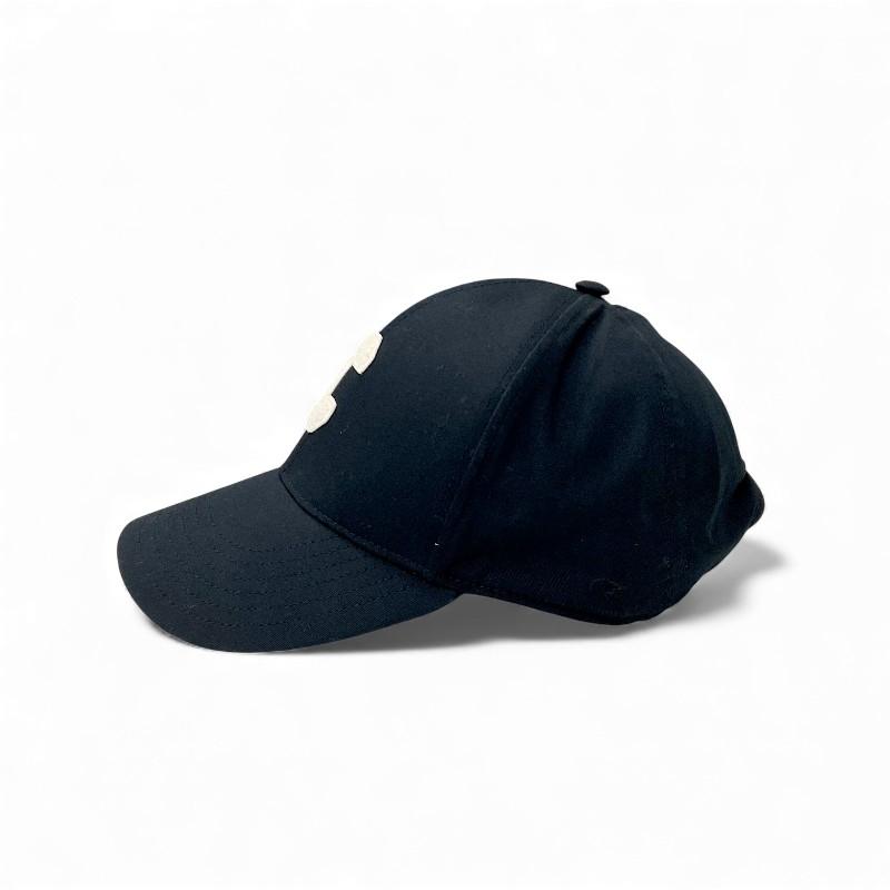 CELINE（セリーヌ） キャップ 帽子 コットン ブラック ホワイト Cロゴ